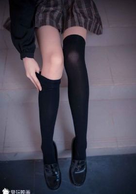 大胸妈妈2_4K影视在线观看